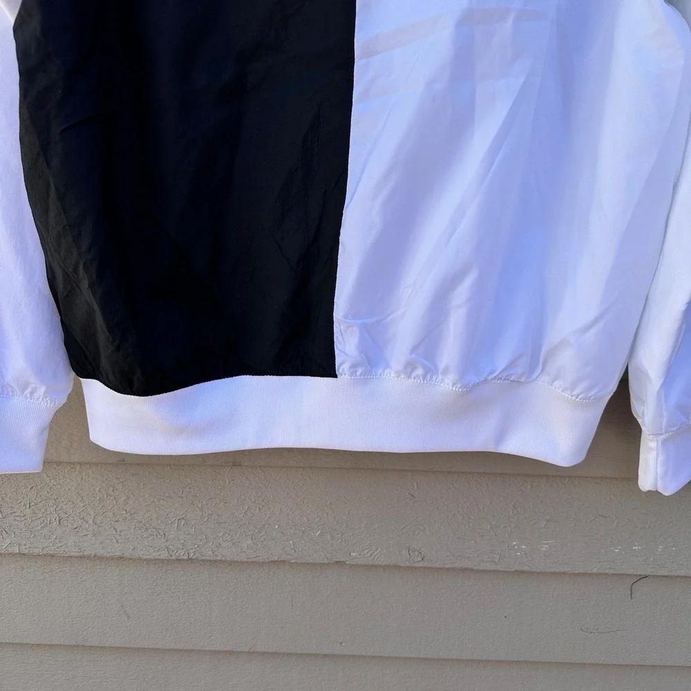 Nike Windrunner Jacket Mens Medium Black White DD4849 Sport Essentials